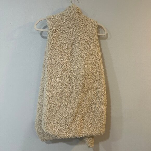 NWT Francescas Mi Ami Faux Fur Drape Cream Ivory Vest Women's Size Small - Picture 5 of 5